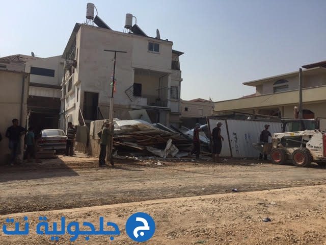 السلطات الاسرائيلية تهدم قسم من منزل لعائلة أبو قطيفان في اللد 